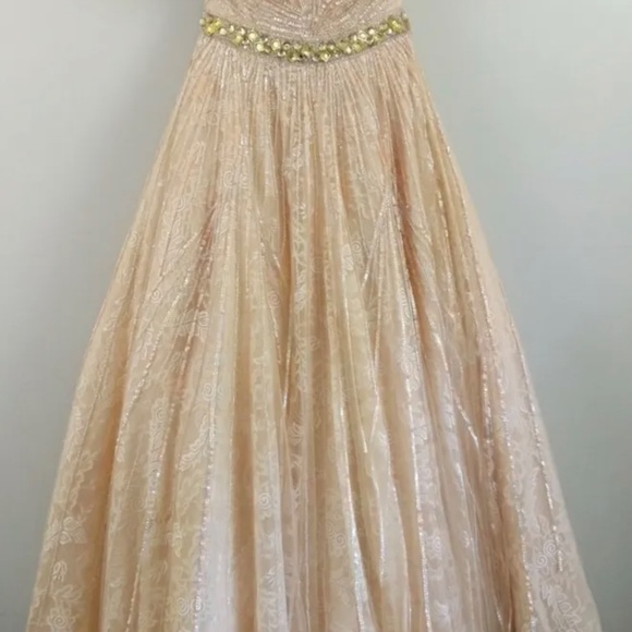 Sherri Hill Prom Homecoming Princess Dress Strapless Sweetheart Beaded Peach GUC - Picture 2 of 6